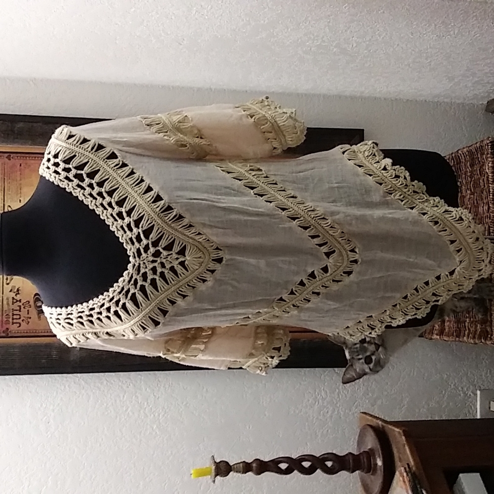 Urban Outfitters Ecote Crochet Knit Blouse Top Women's Size Small Bohemian